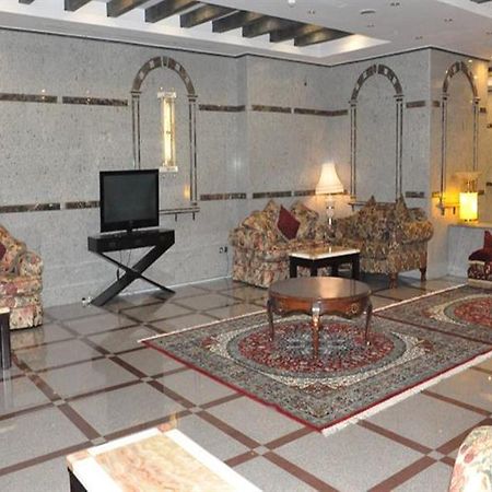 Refaaf Al Azizia Hotel La La Mecca Esterno foto